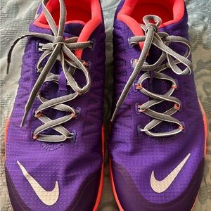 Nike Purple and Gray Athletic Shoes with Dynamic Design